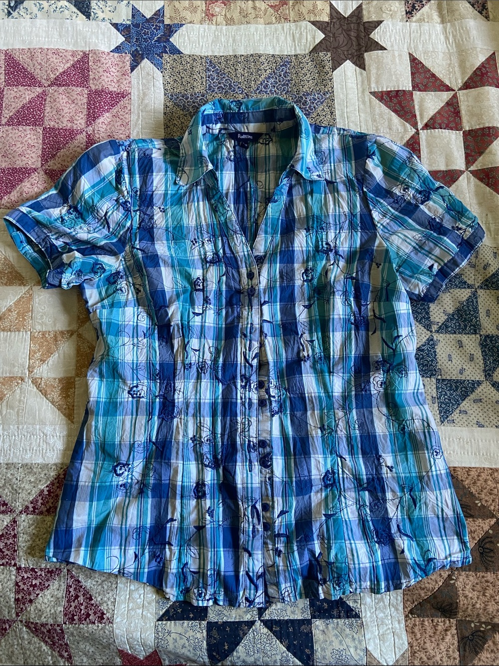 Blue Plaid Short-Sleeve Button-Up Shirt